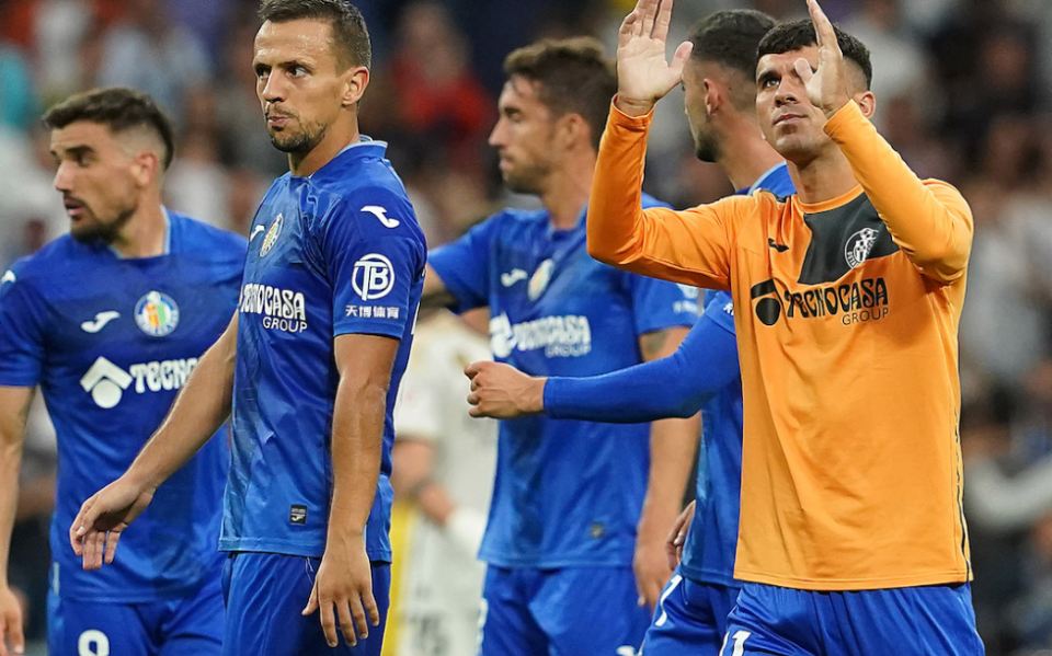 今晚体能课后,塞维利亚刷新队史纪录备战西甲,气氛紧张,训练强度明显提升的简单介绍 今晚体能课后,塞维利亚刷新队史纪录备战西甲,气氛紧张,训练强度明显提升的简单介绍